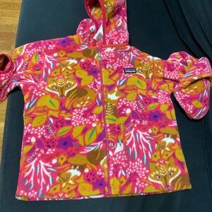 Patagonia Synchilla Cardigan Floral Fox 5T (extremely rare!)